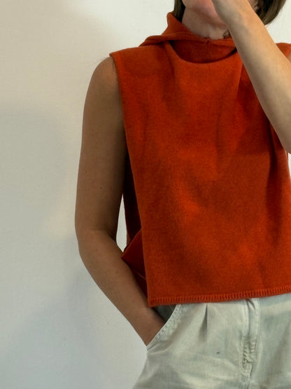 GIMAGUAS. Top lana sin mangas