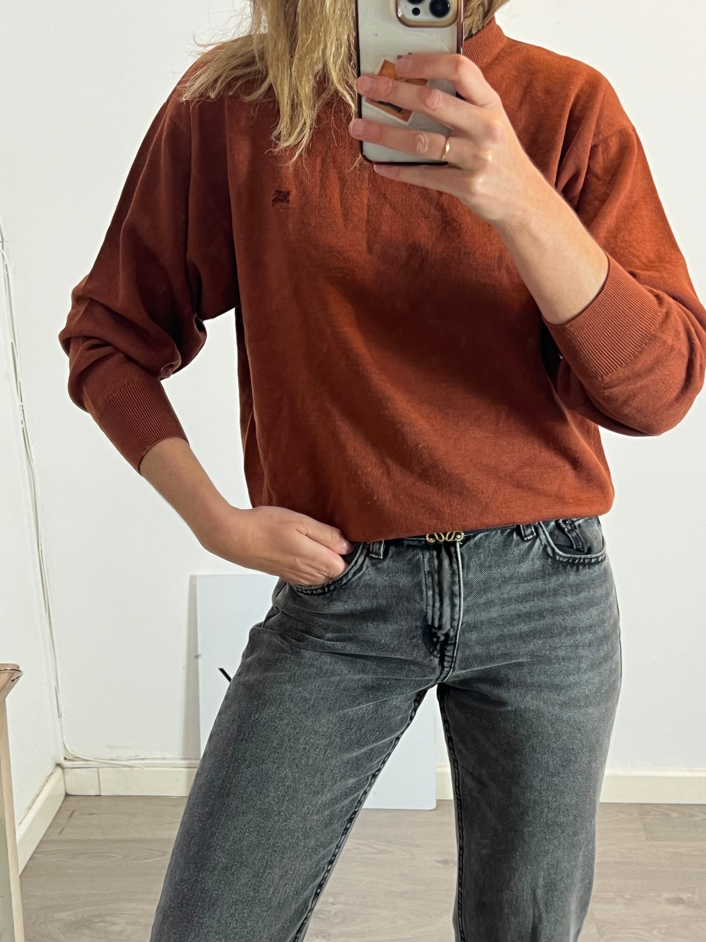 BURBERRY. Jersey  color caldera. T S