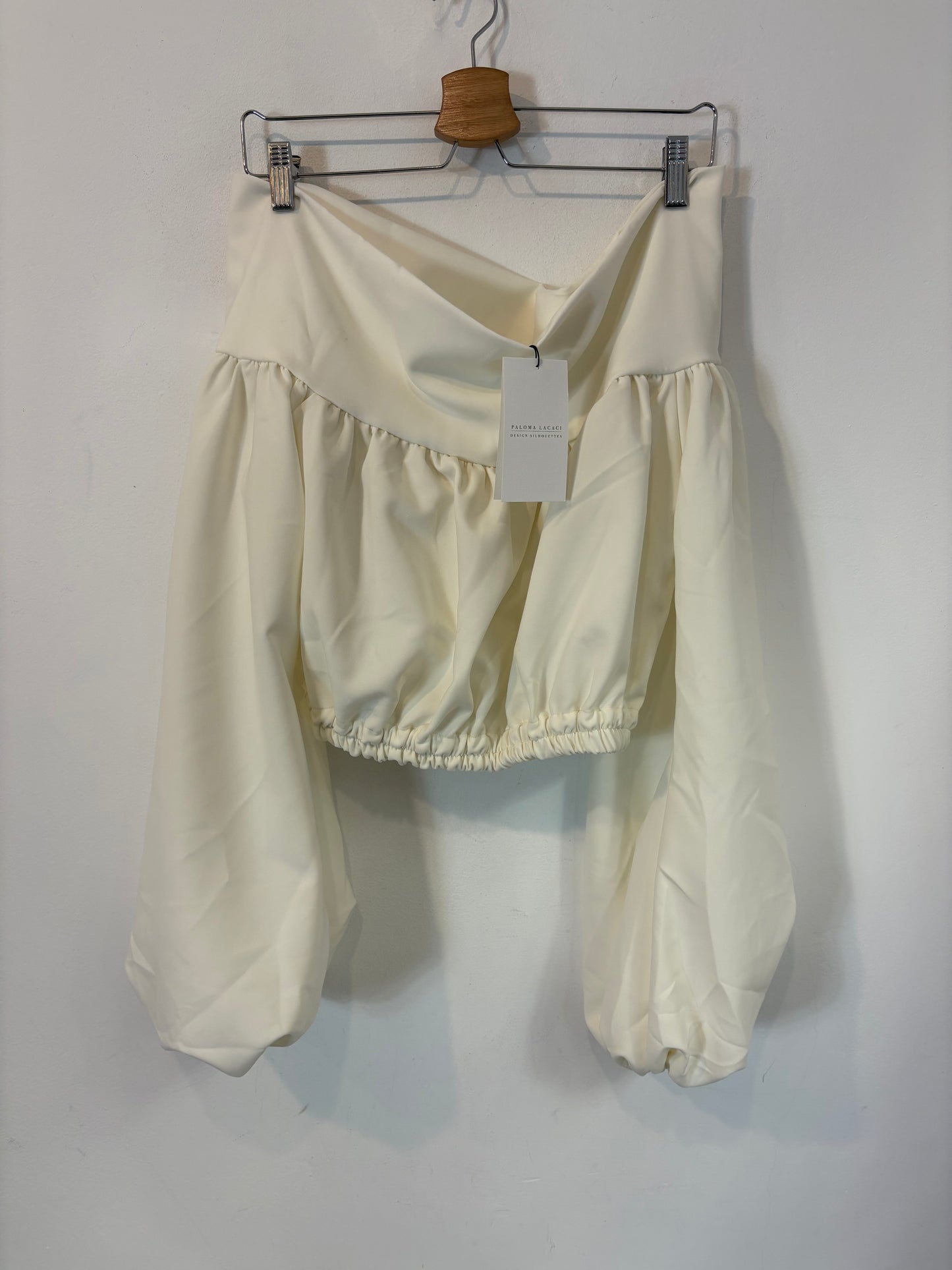 PALOMA LACACI. Top stretch cuello barco