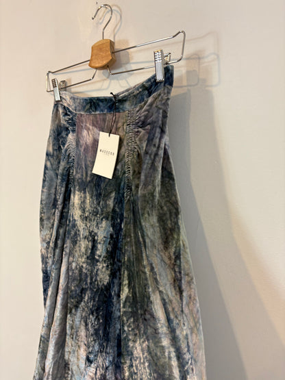 MASSCOB. Falda larga azules con seda