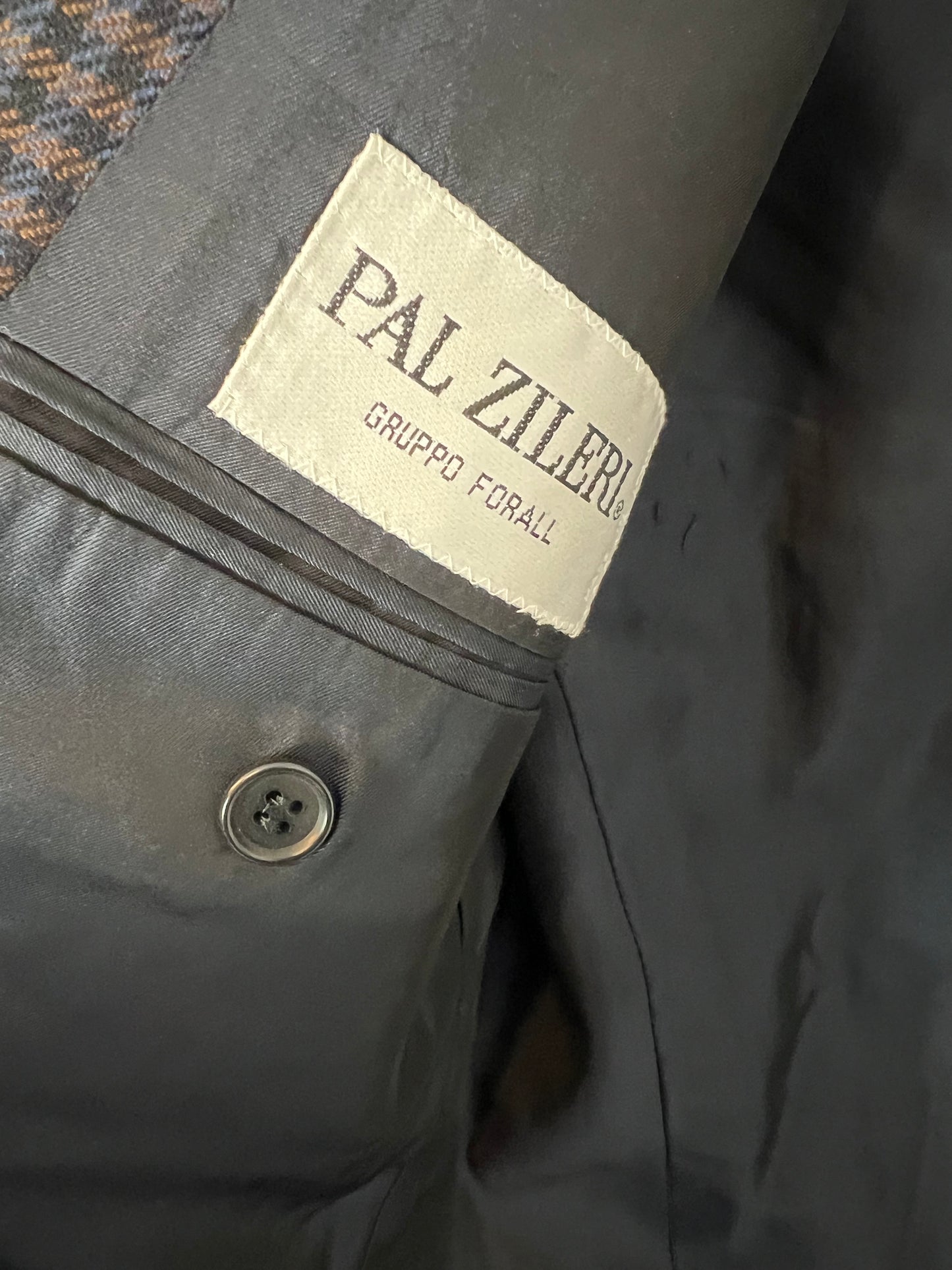 PAZ ZILERI. Checked wool jacket. Size 52