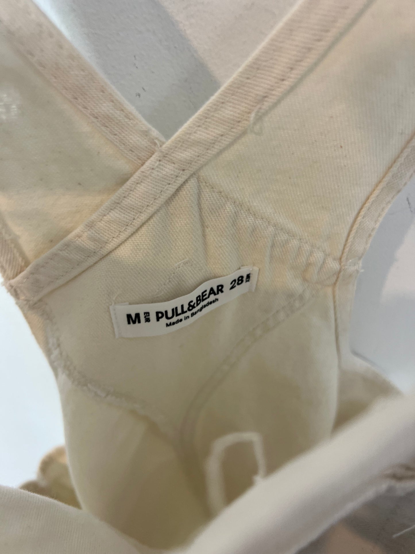 ZARA. Pichi vaquero blanco. T M