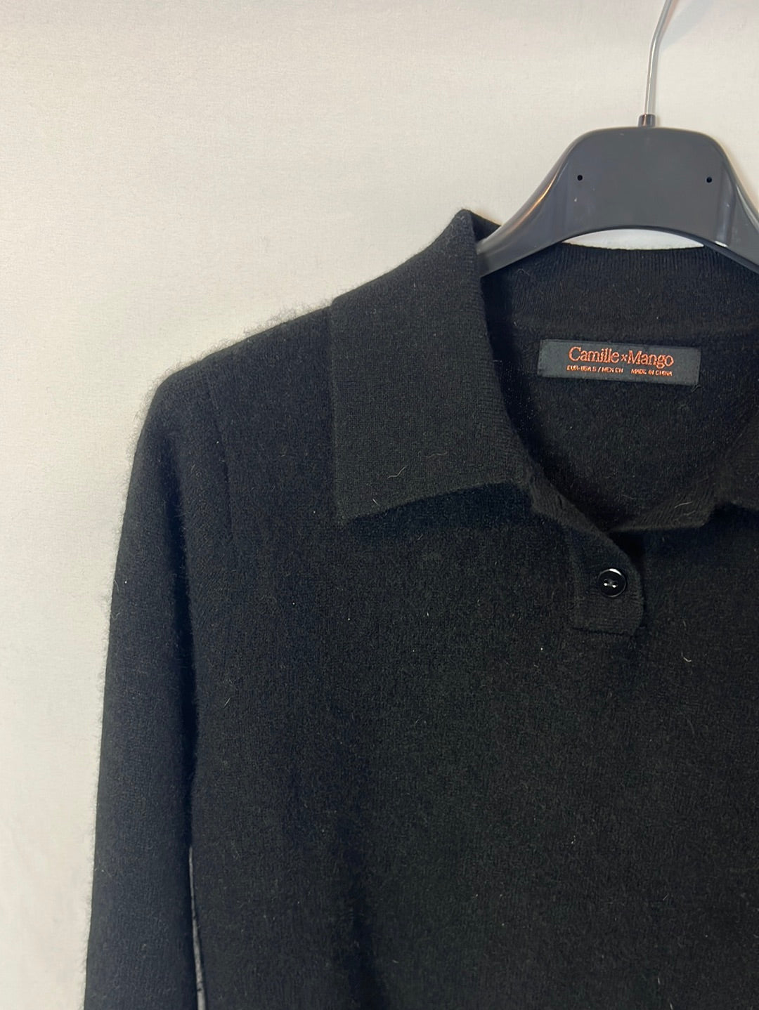 CAMILLE x MANGO. Jersey negro cashmere. T S