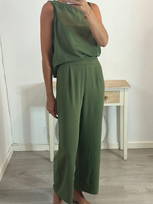 N DE NUBE. Pantalón verde fluido T.l