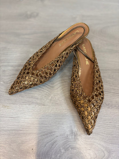 LATOUCHE. Zapatos ocre trenzado T 39