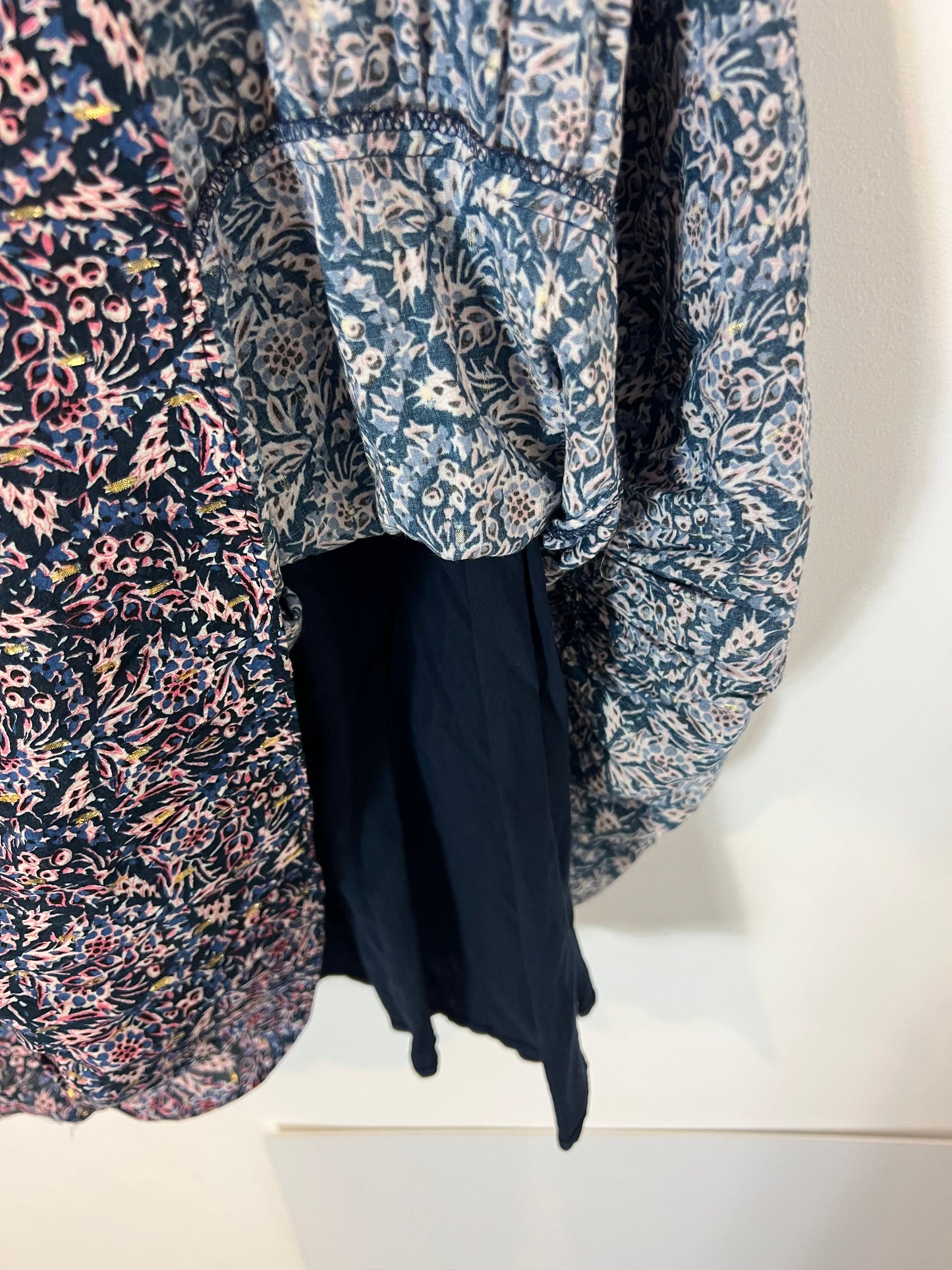 CAROLL. Vestido estampado hilos brillo. T 40 (S/M)