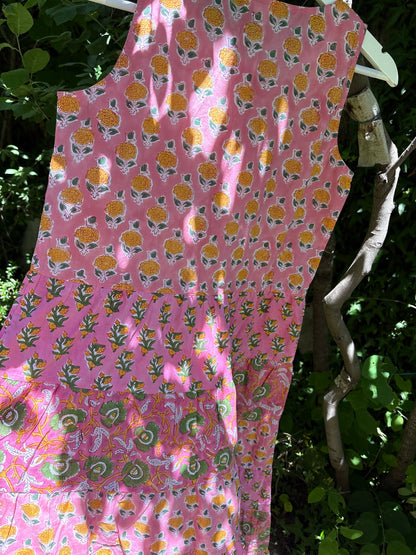AUNTY B. Vestido sin mangas estampado floral
