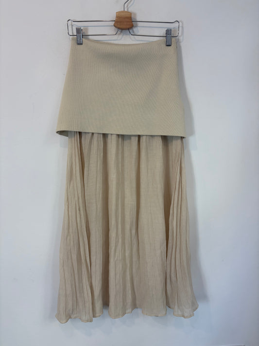 ZARA. Falda midi beige doble textura. T S