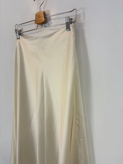 ZUBI. Falda larga satinada