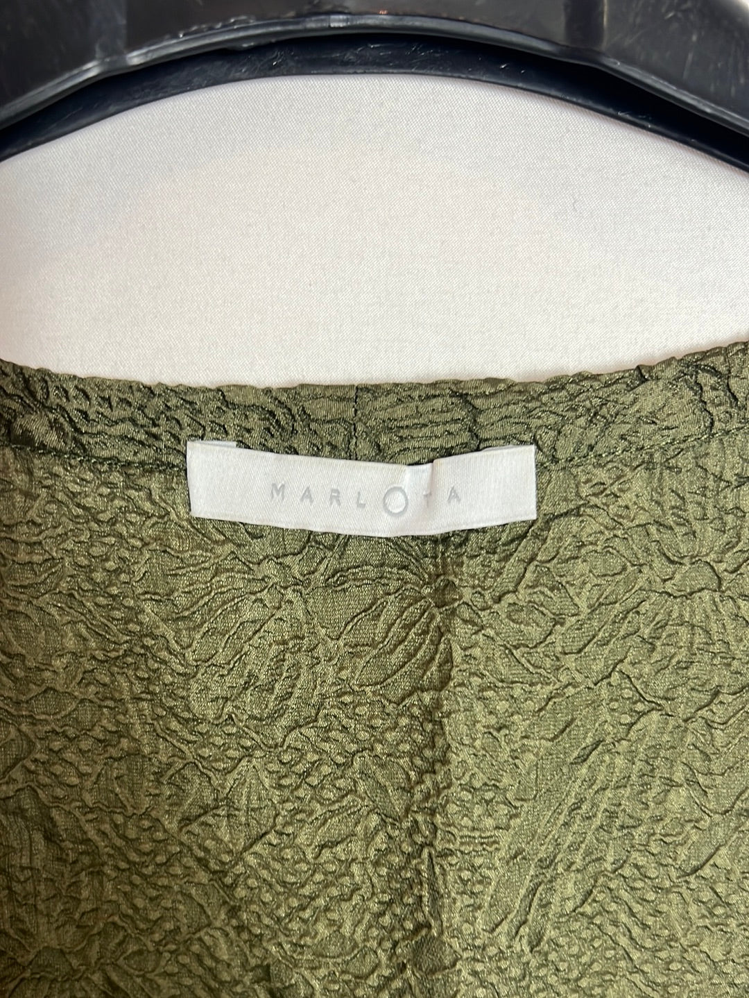 MARLOTA. Vestido verde seda con textura. T 36