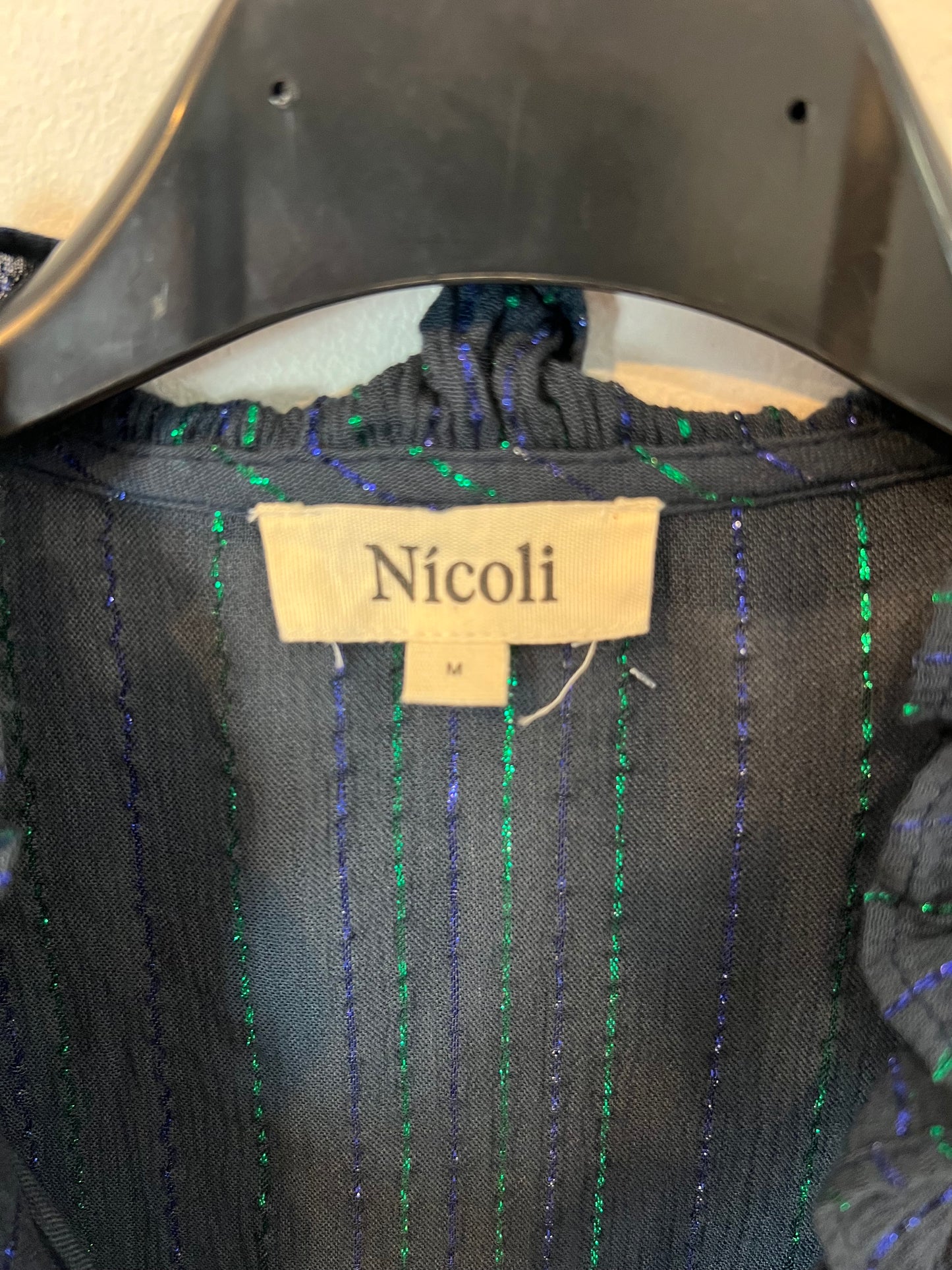 NICOLÍ. Blusa azul textura rayas metálicas T.m