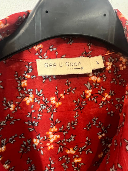 SEE U SOON. Blusa fluida flores. T 2(M)