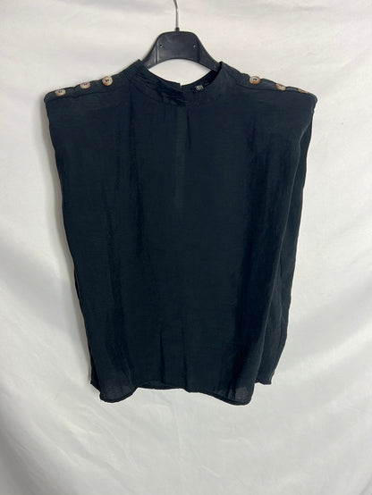 ZARA. Top negro fluido hombreras. T S