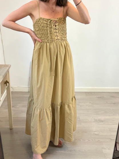 ZARA. Vestido largo beige nido abeja T.s