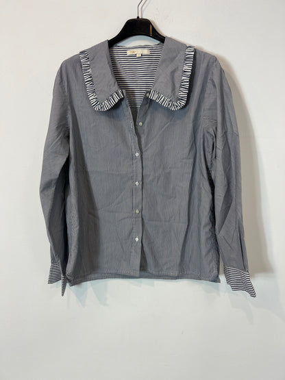 MAJE. Blue striped blouse with collar detail. Size 1 (S)