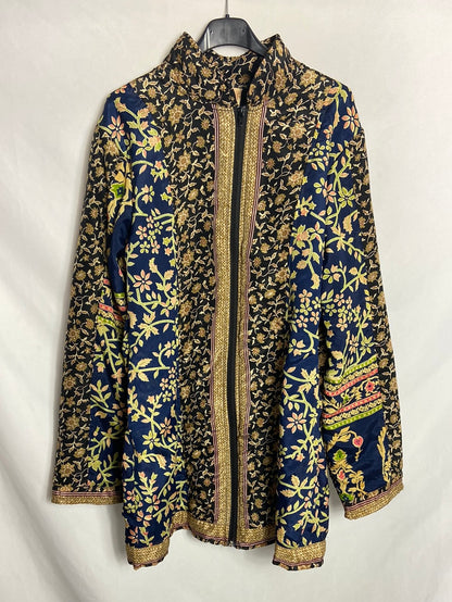 OTRAS. Chaqueta estampada satinado. T M/L