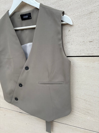 CIDER. Chaleco topo cruzado