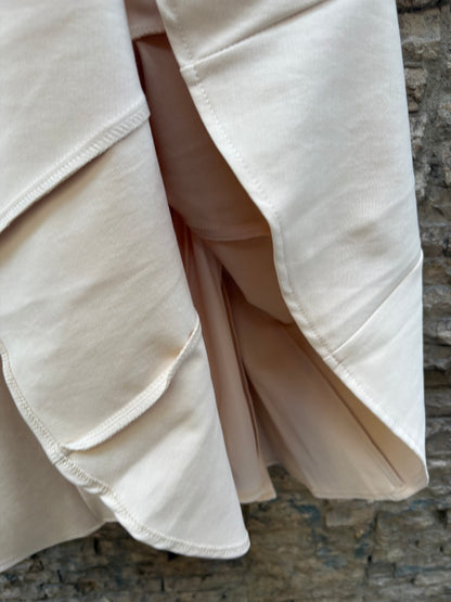 ZARA. Vestido corto beige lazos