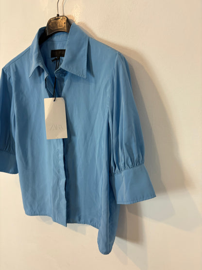 ZARA. Conjunto azul falda y blusa