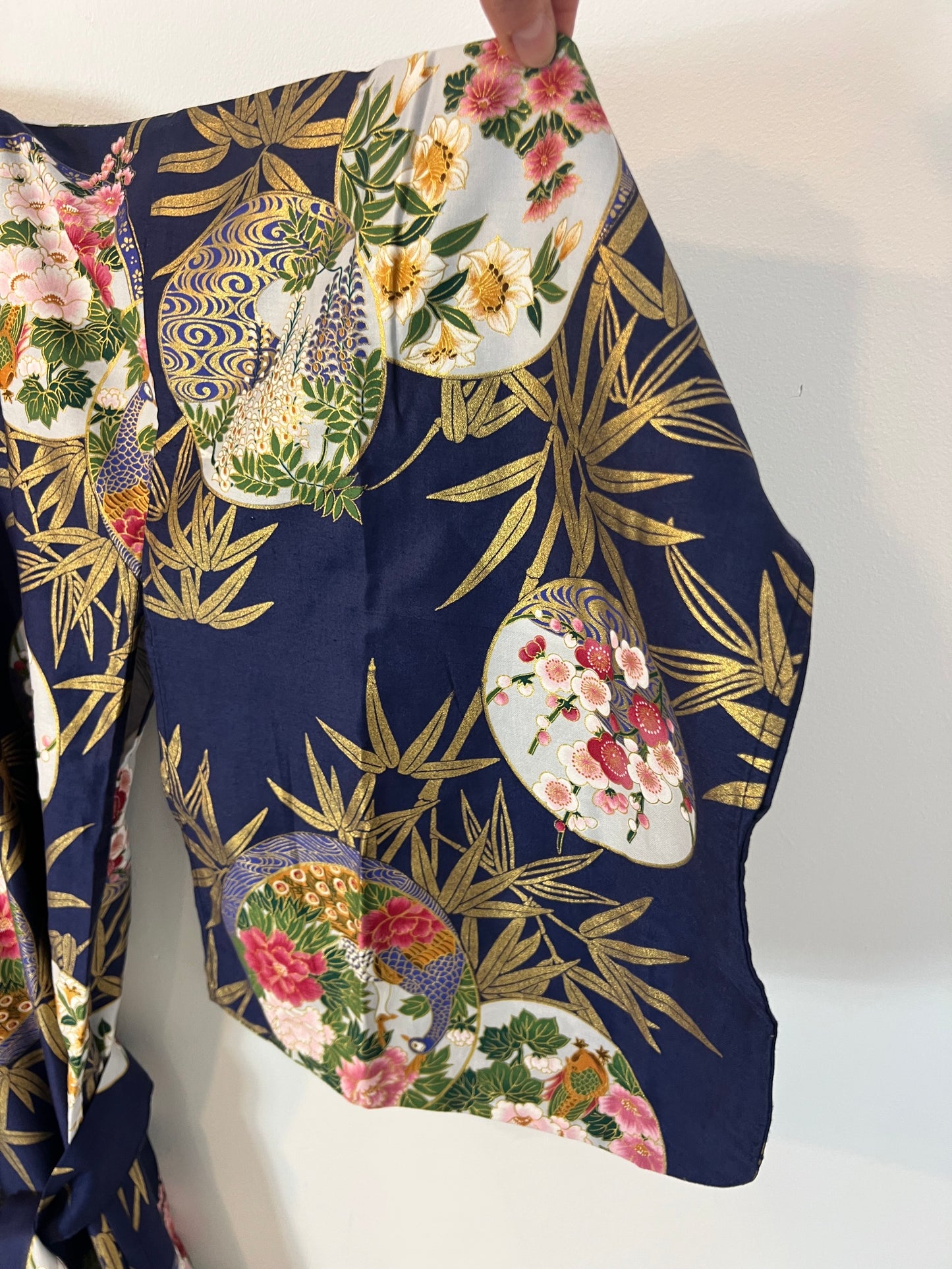 OTRAS. Kimono japonés azul estampado. T U