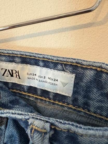 ZARA. Denim recto no elástico