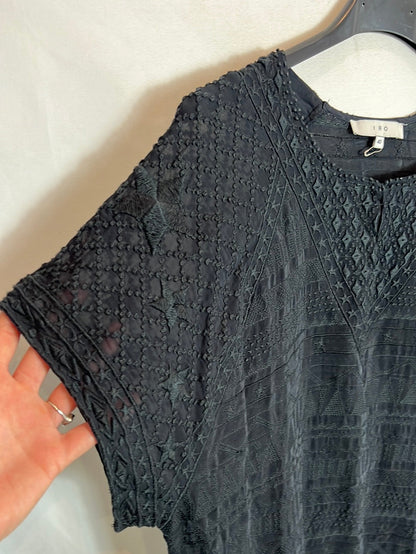IRO. Black textured dress. Size 40