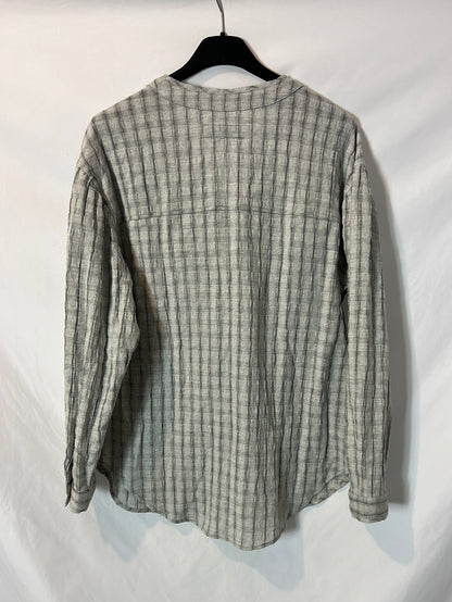ZARA. Textured gray blouse. Size 13-14 years (S)