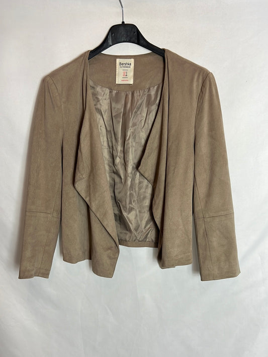BERHKA. Chaqueta beige antelina T.s