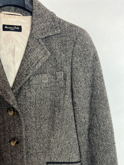MASSIMO DUTTI. Blazer lana espiga marrón. T 36