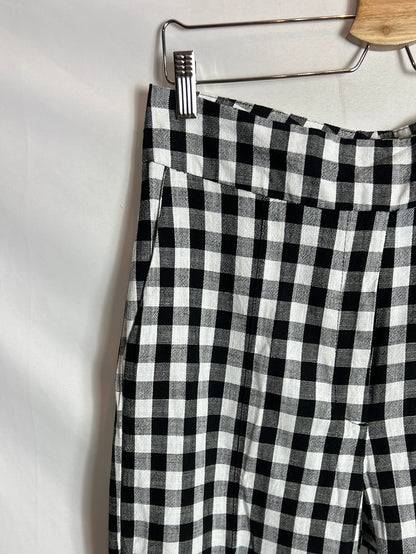 SFERA. Textured gingham trousers. Size 42