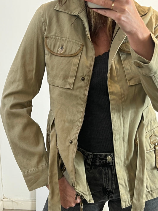 MASSIMO DUTTI. Dark beige jacket with pockets. Size 38