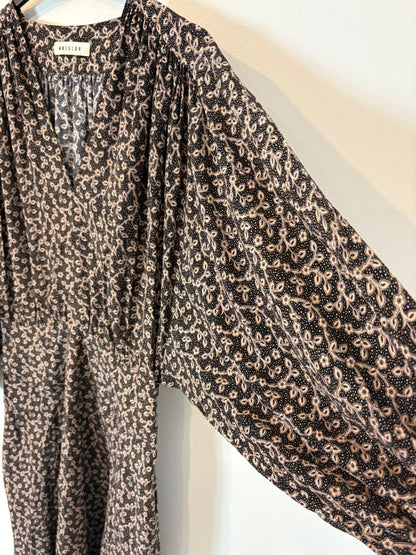 ZARA. Black stretch knit top. TL