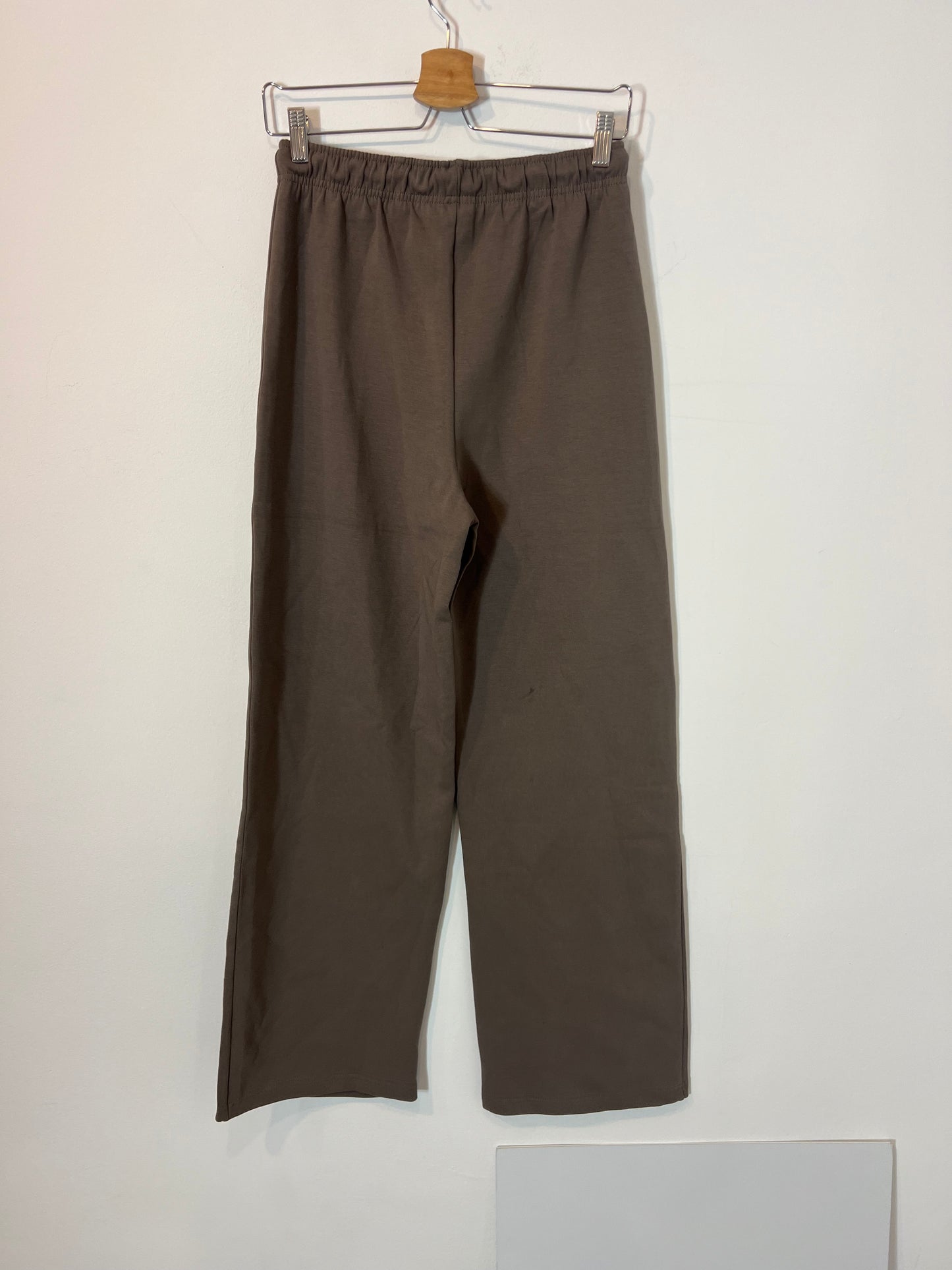 ZARA. Conjunto felpa gris topo. T S