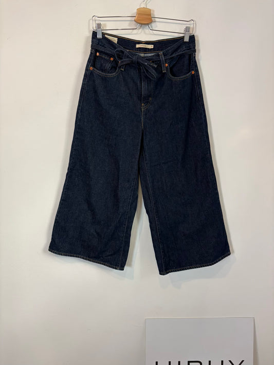 LEVI´S . Denim modelo Culotte lavado oscuro