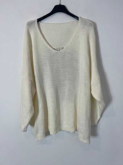 OTHERS. Beige sweater with back detail. TM/L