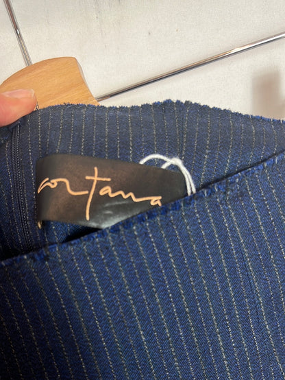 CORTANA. Falda tubo azul rayas. T 36