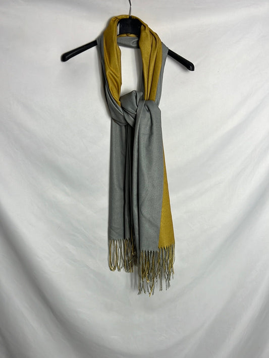 OTRAS. Bufanda cashmere bicolor