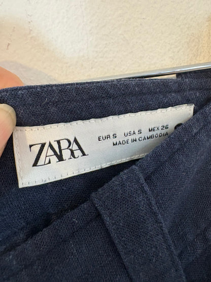 ZARA. Total look blusa y pantalón bordado