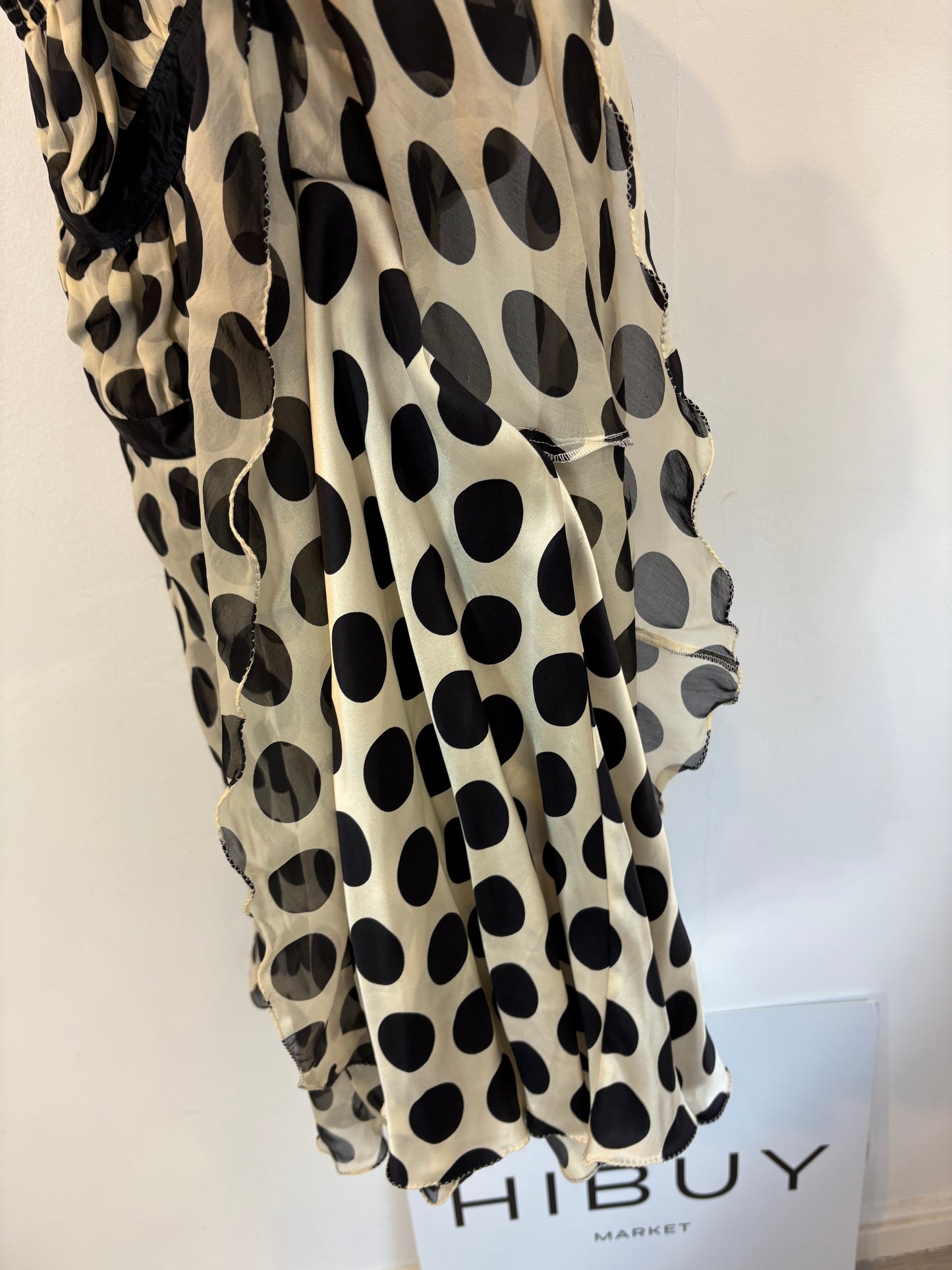 PATRIZIA PEPE. Vestido corto lunares seda