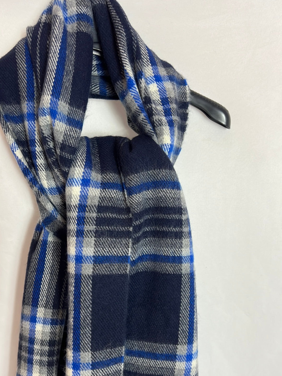 ZARA MAN. Bufanda azul cuadros