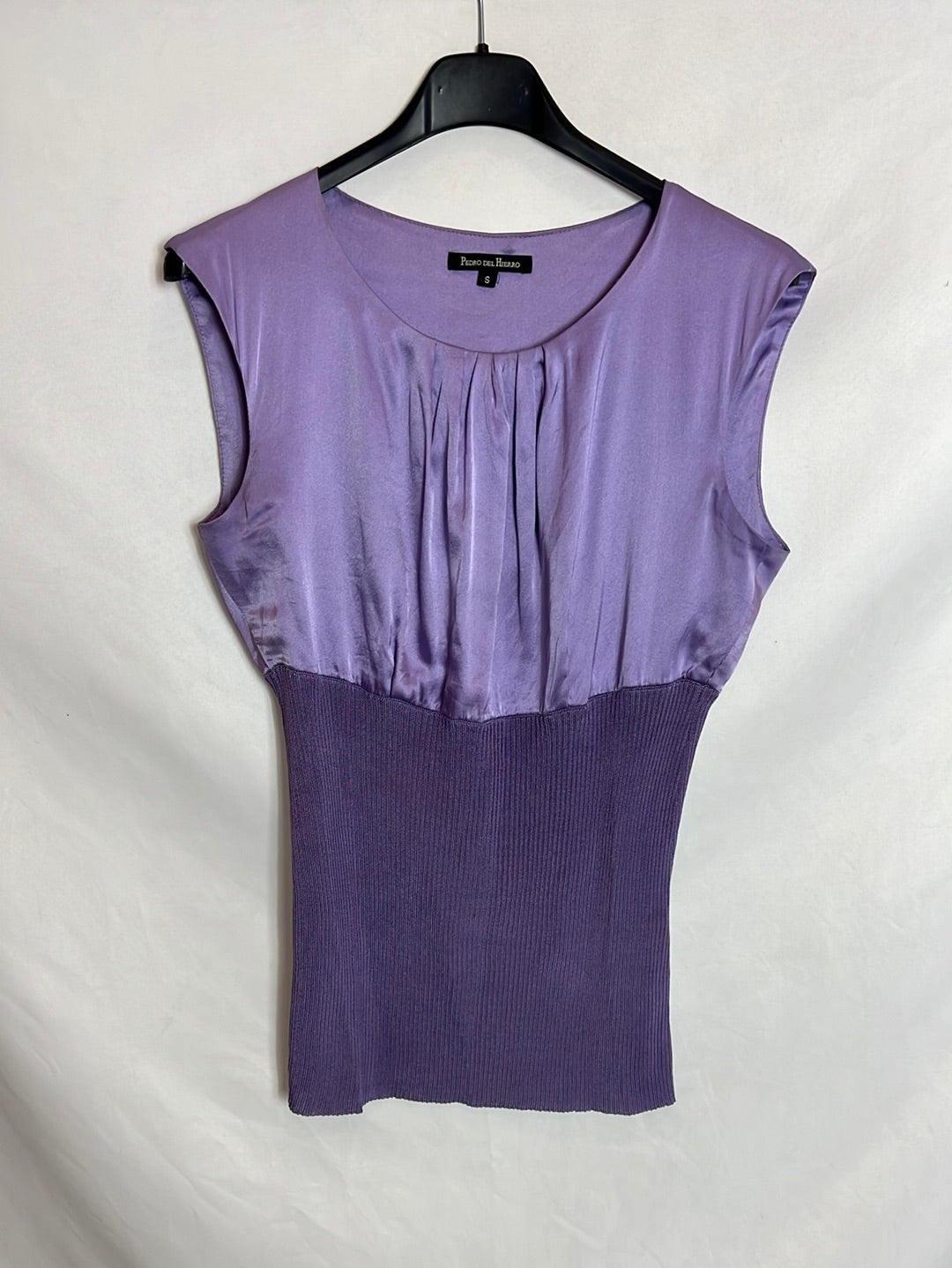 PEDRO DEL HIERRO. Purple double-textured top. TS