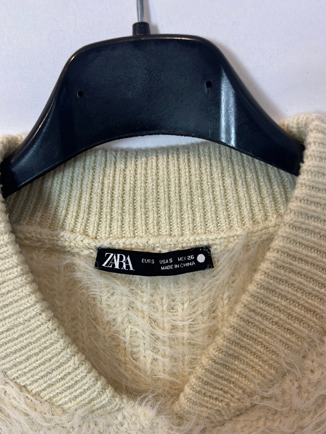 ZARA. Beige furry Ts sweater