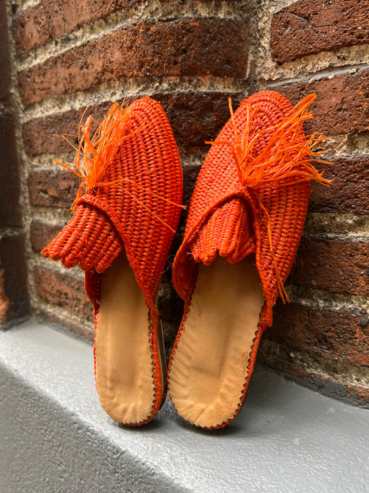 Mules rafia en naranja. T 37/38