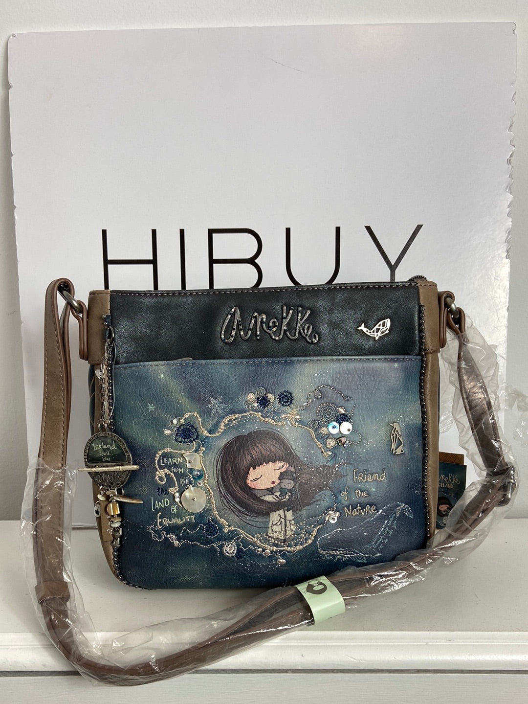 ANEKKE. Bolso estilo piel dibujos