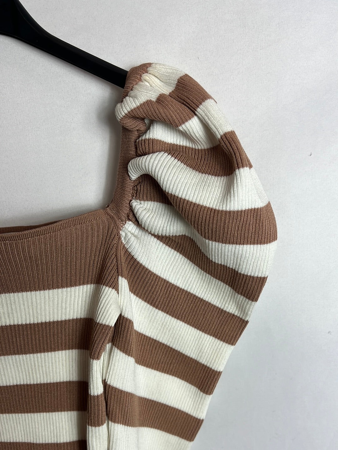 MOCHY. Top rayas mangas abullonadas TU(xs)