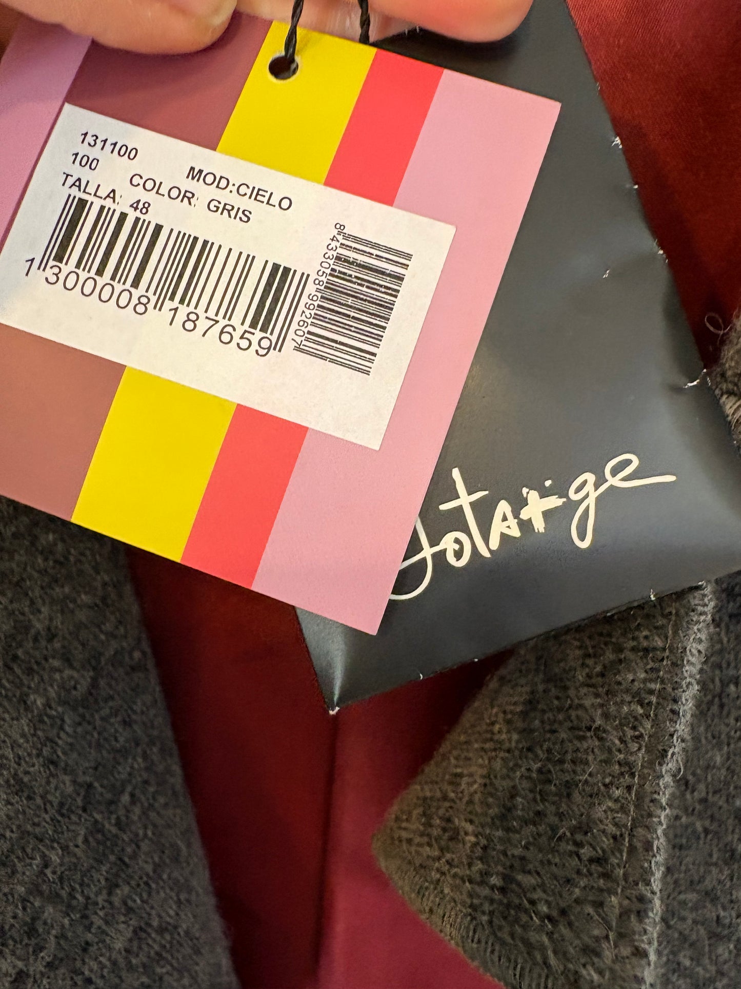 MAROLA. Mustard textured wool skirt. S/M