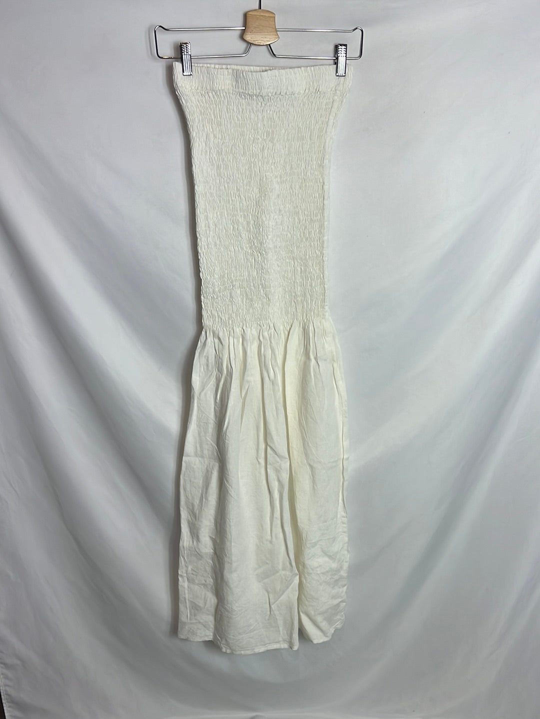 NUTKA STUDIOS. Vestido palabra de honor / falda larga Lino blanco. T XS/S