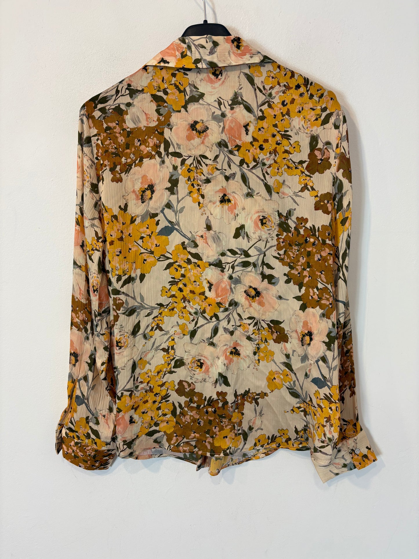 ZARA. Black stretch knit top. TL