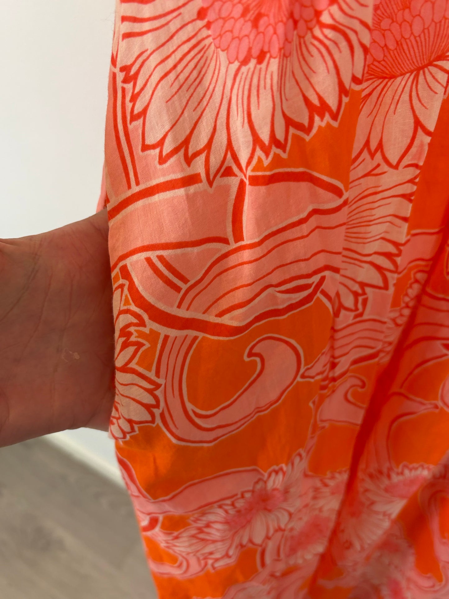 OTRAS. Vestido largo estampados naranjas. T S