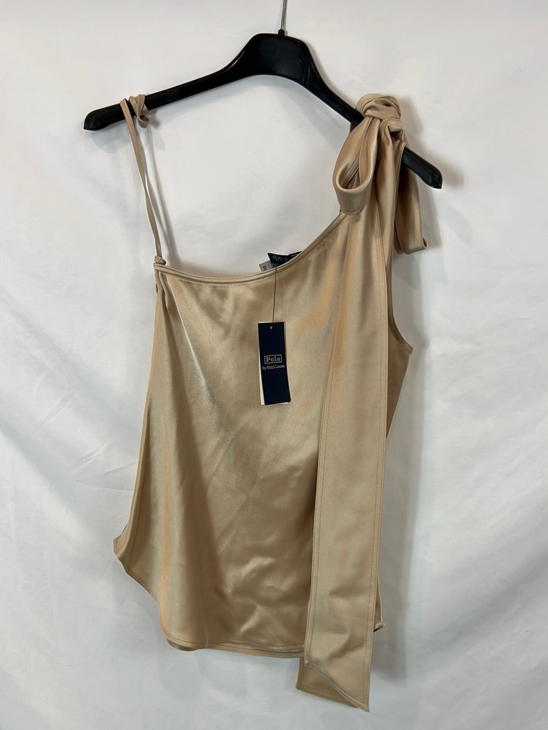 POLO RALPH LAUREN. Top beige satinado asimétrico. T 2 (M)